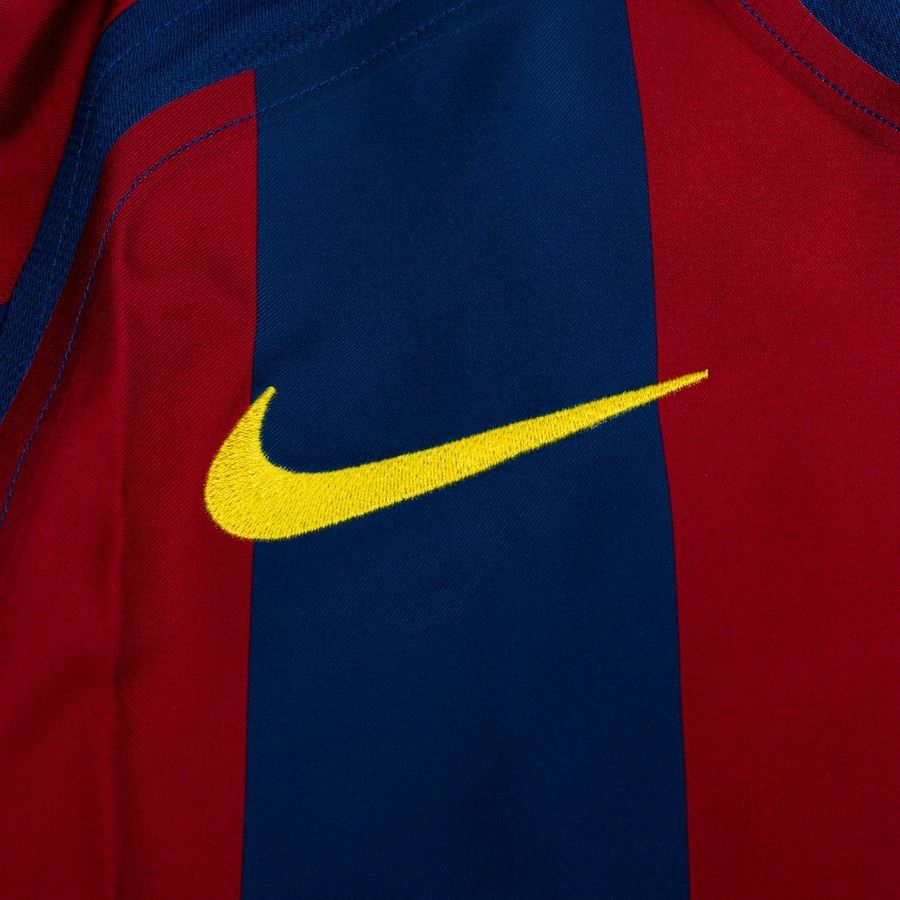 Barcelona RONALDINHO Home Jersey 2005/06 Long Sleeve